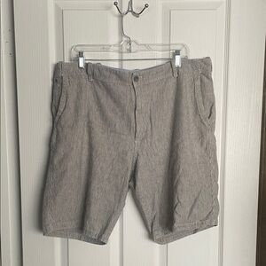 G H Bass & Co.  -  Cream and Navy Striped Shorts.